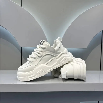 Designer Style Men Shoes White Comfortable Thick Platform Sneakers Fashion Casual Shoes Men 2025 New Brand Sports Trainers Tenis