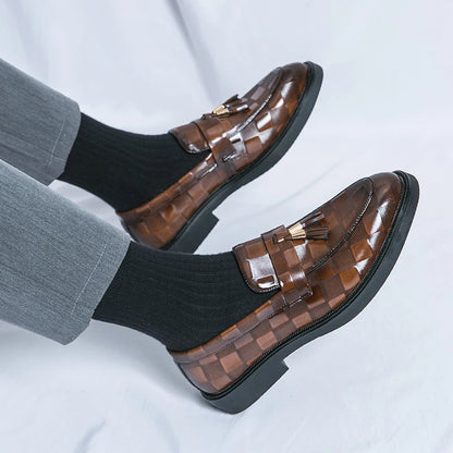 Fashion Business Chequer Loafers Men's Slip-On Brown Office Moccasins Male Dress Shoes Career Black Leather Shoes Plus Size38-47