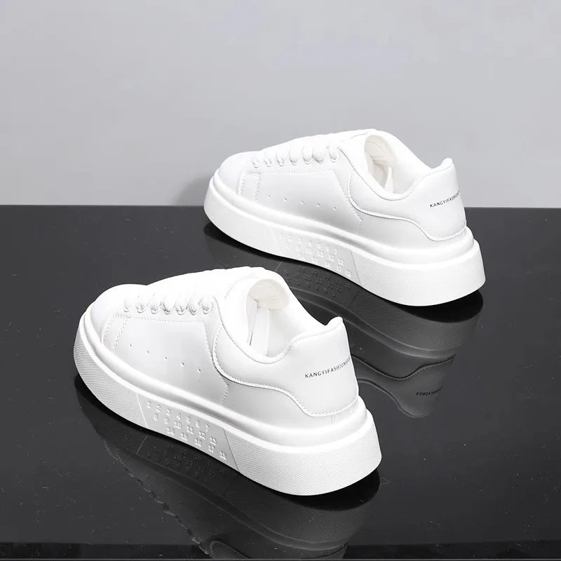 Fashion Men Skateboarding shoes Casual Sport Shoes Platform Sneakers Outdoor Breathable White Running Shoes Women Tennis Shoes