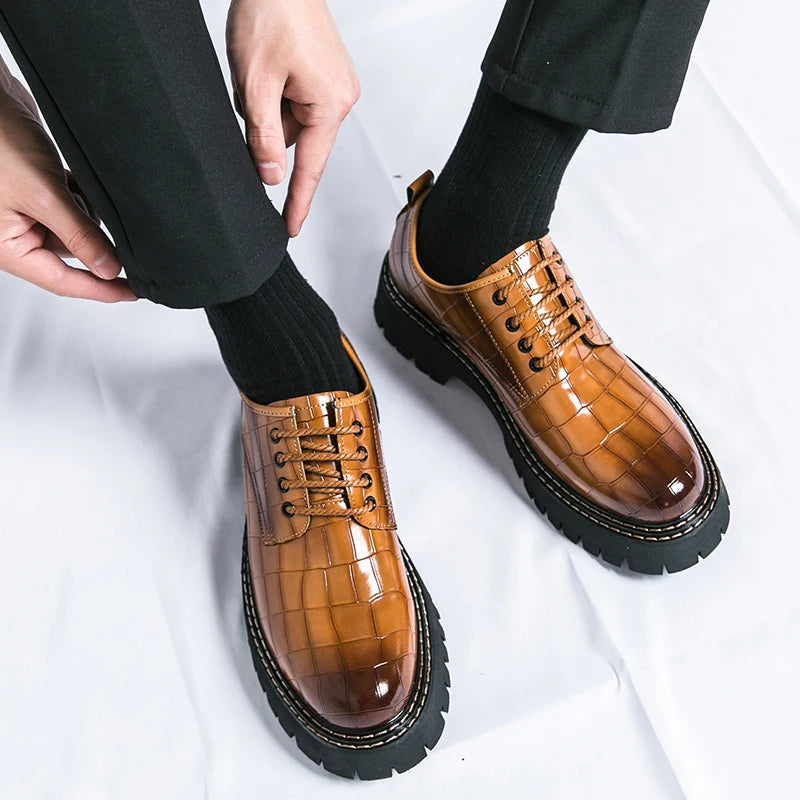 Fashion Thick Bottom Man Oxford Footwear Lace-Up Outdoor Male Shoes Fashion Casual Shoes Artificial Leather Mens Business Shoes