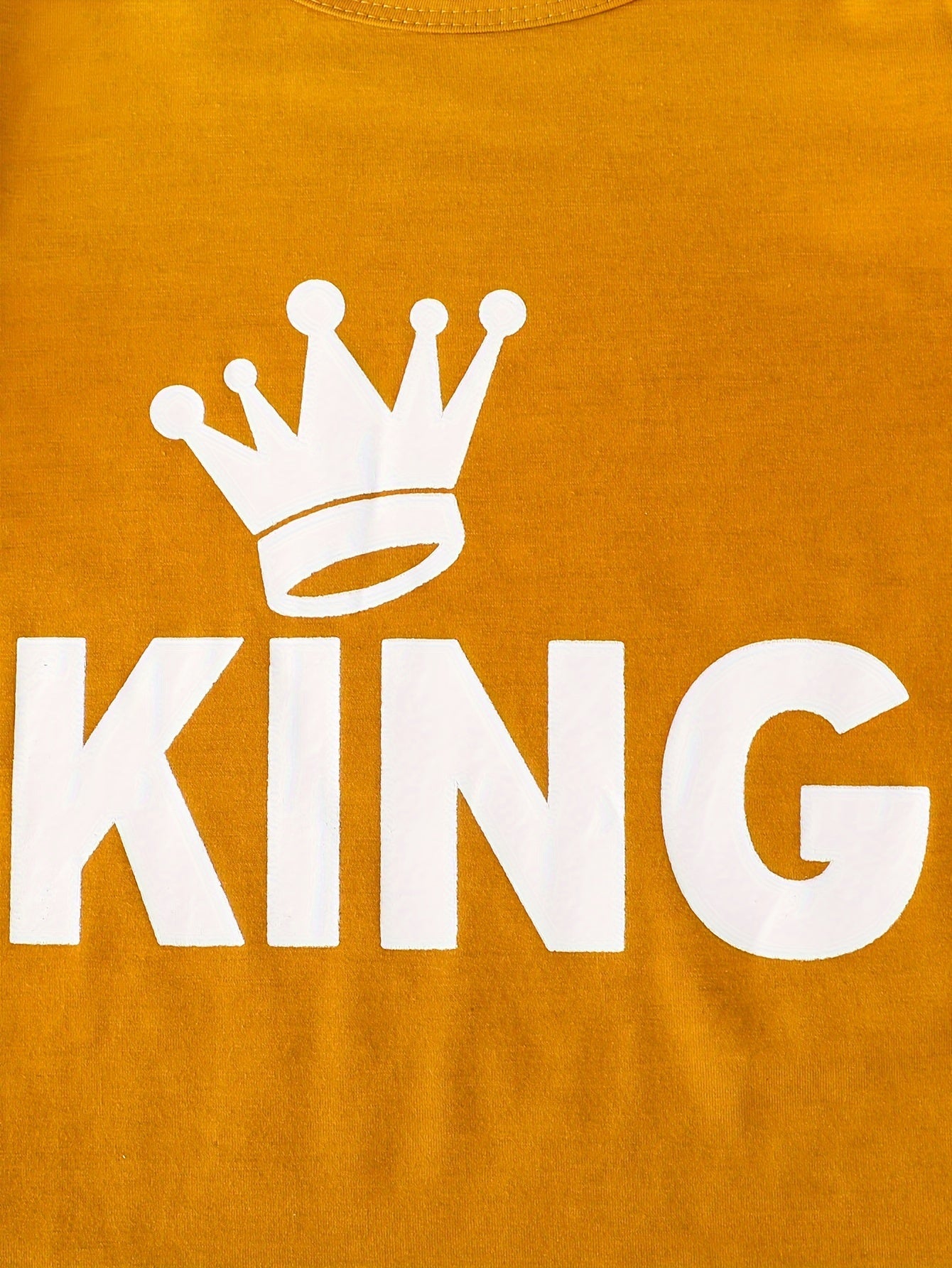 2pcs Boys Teen Cute "KING" Crown Graphic Print T-shirt & Shorts Set Clothes For Summer