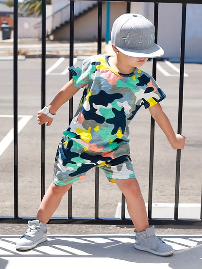 Boys Fashionable Camouflage Two-piece Set - Lightweight T-shirt & Shorts for Summer Playtime - Trendy & Comfortable Everyday Wear