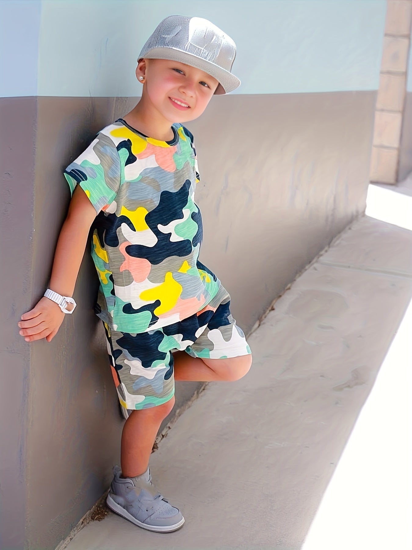 Boys Fashionable Camouflage Two-piece Set - Lightweight T-shirt & Shorts for Summer Playtime - Trendy & Comfortable Everyday Wear