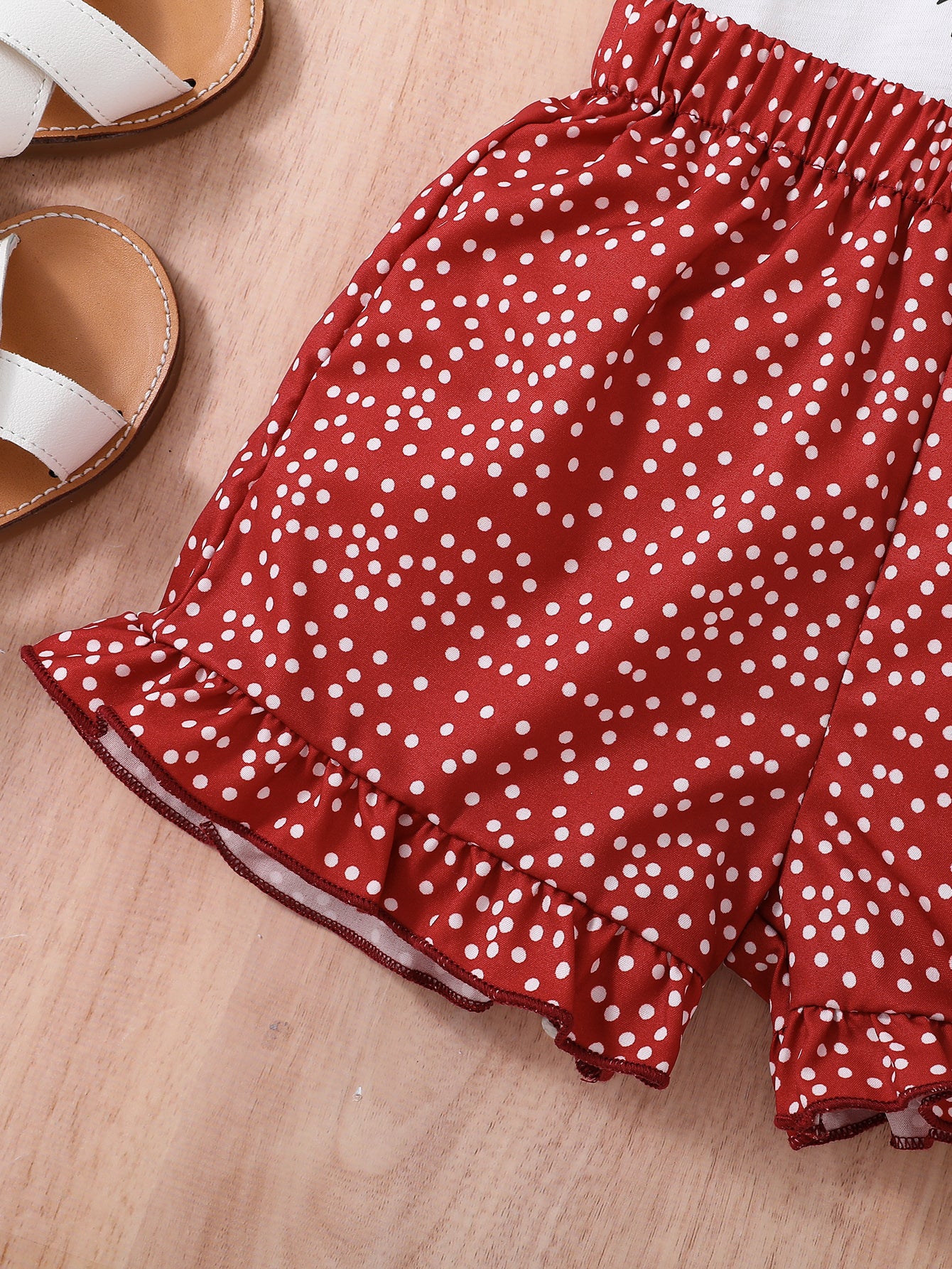 2pcs Girls Cute Cat Graphic Bow T-Shirts Round Neck Short Sleeve Tees Top & Elastic Waist Polka Dots Ruffled Hem Shorts Set Kids Summer Clothes