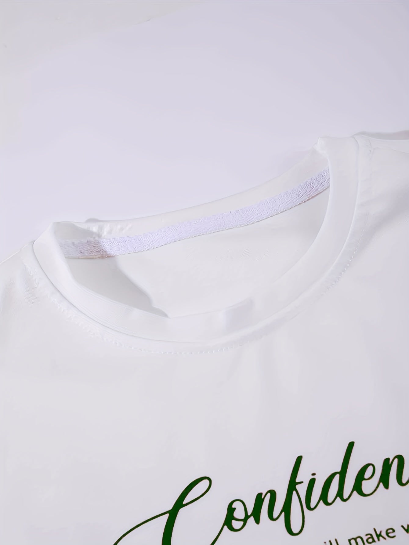 Mens Trendy Leaf Print 2-Piece Outfit - Relaxed Fit T-Shirt & Adjustable Drawstring Shorts - Comfortable Casual Wear