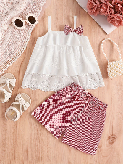 2pcs Lace Camisole Top and Elastic Waist Striped Shorts Girls Outdoor Set