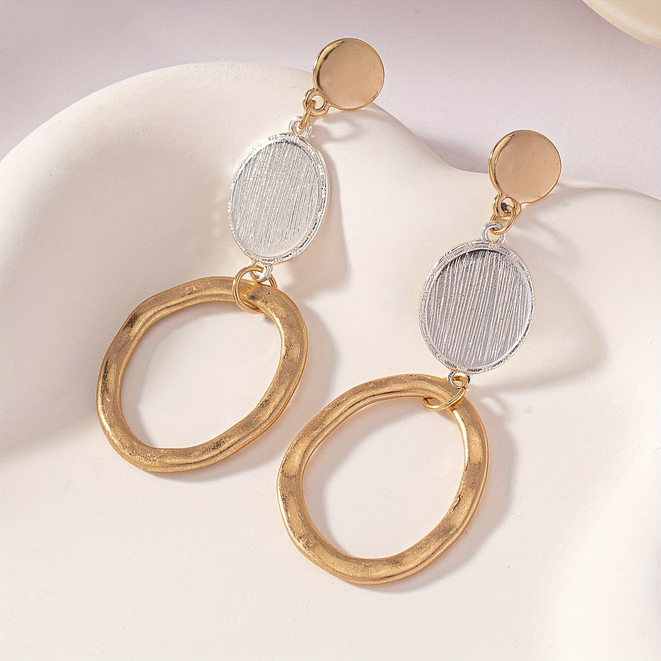 Hollow Circle Pendant Elegant Dangle Earrings Zinc Alloy Silver Plated Jewelry Exquisite Female Gift