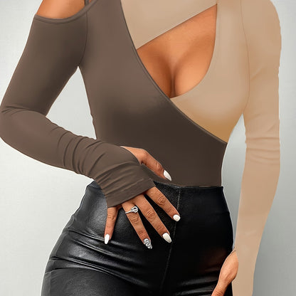 Fashionable Color Block Cut Out T-Shirt - Eye-Catching Detail, Chic Mock Neck, Cold Shoulder Style - Perfect for Spring & Fall, Womens Casual Wardrobe Staple